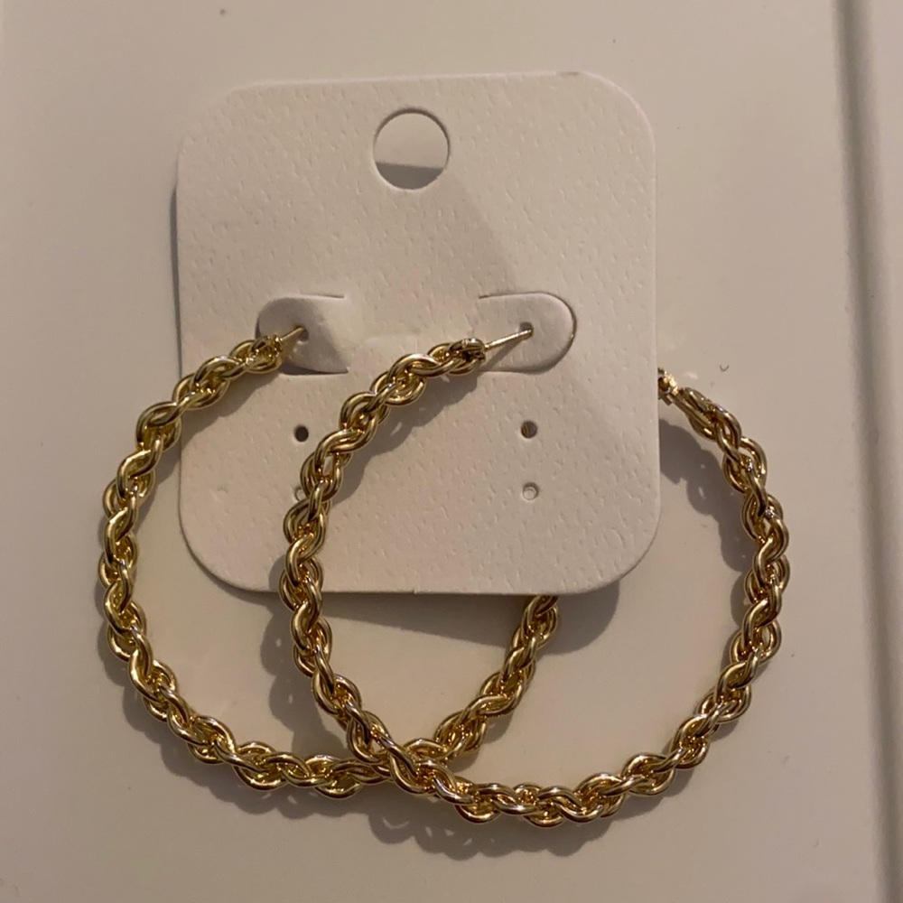 Gold fashion hoop earrings